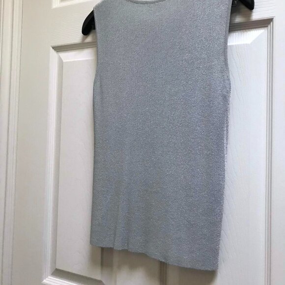 Cute Sleeveless Knit Top in Gray - Picture 8 of 10